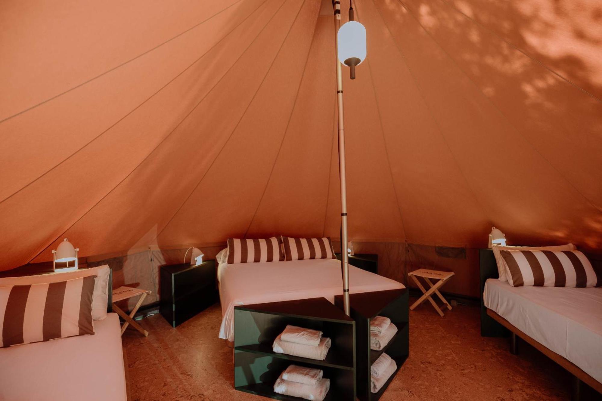 Camping 3 Estrellas Costa Brava Vall-Llobrega Eksteriør billede